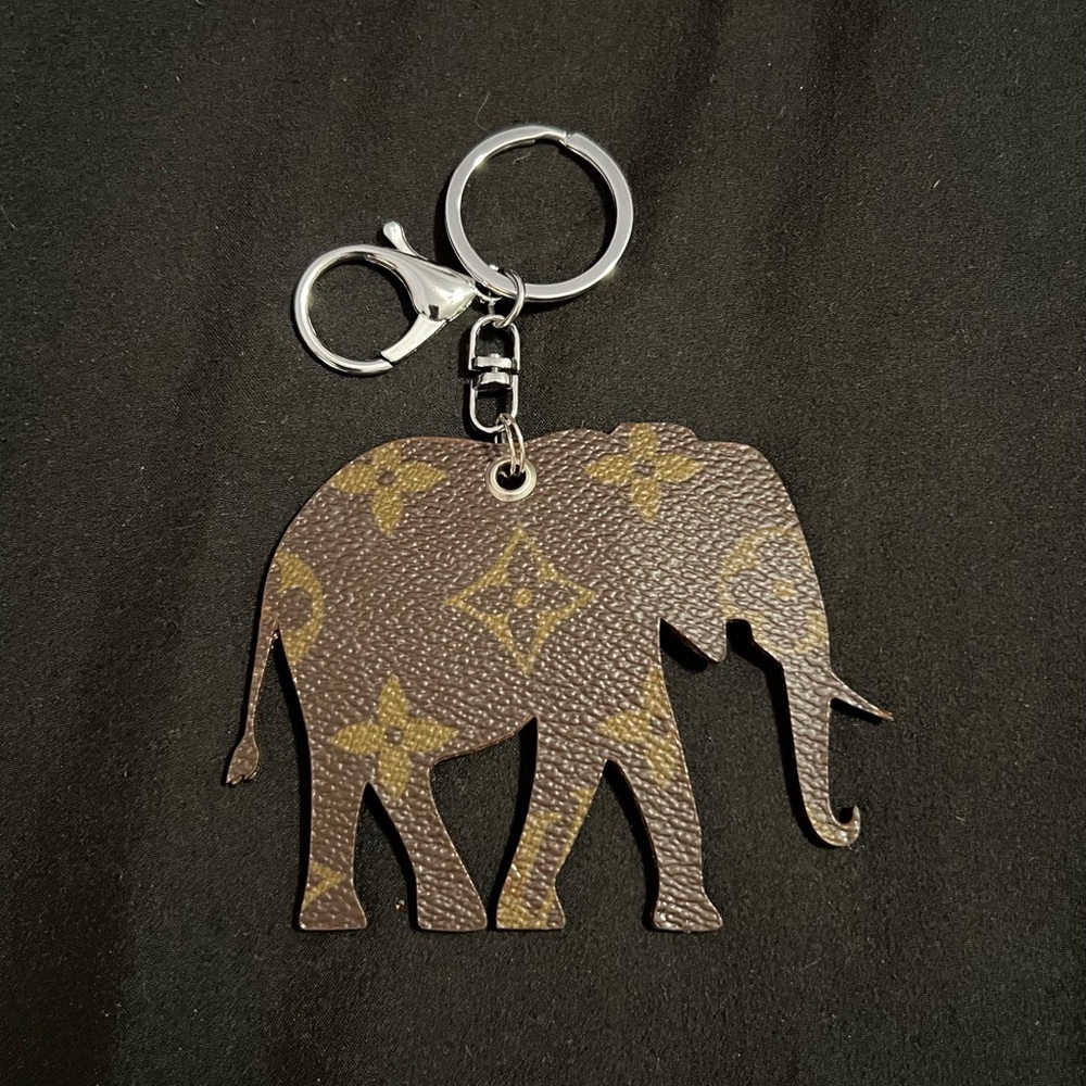 🐘 Super Cute Elephant Upcycled LV Keychain 🐘